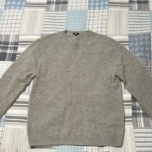 Uniqlo grey wool sweater size large